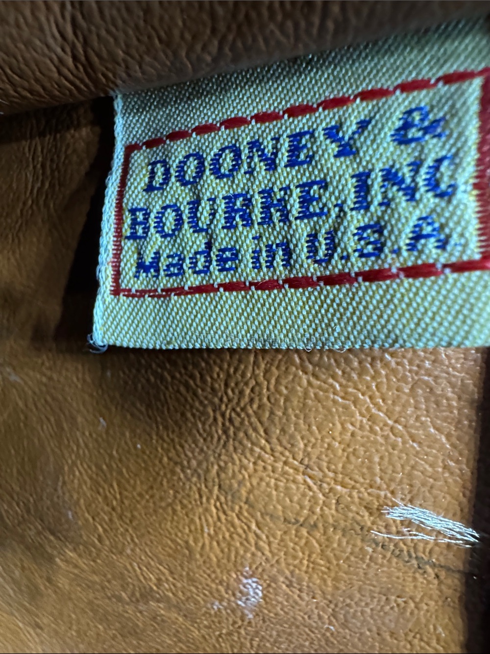 Dooney and Bourke White And Tan Purse - Picture 10 of 10